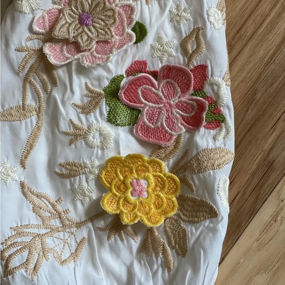 🌸 Gorgeous New Floral Appliqué *Johnny Was Style* Cupro Rayon White Dress & SLIP - Picture 4 of 8